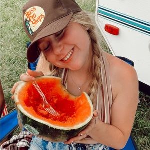 Meet your Posher, Anna